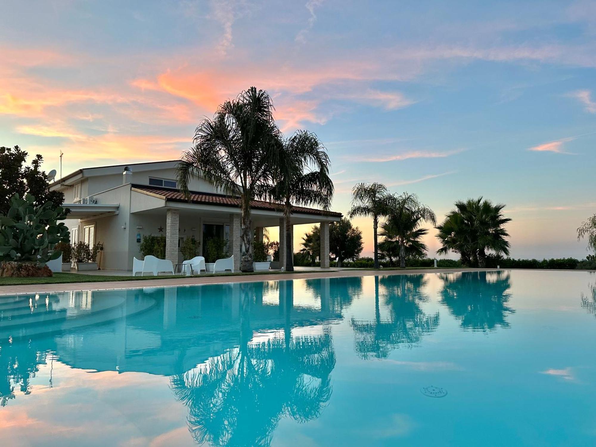 Villa Maria - Apartments In Villa With Pool Polignano a Mare Dış mekan fotoğraf